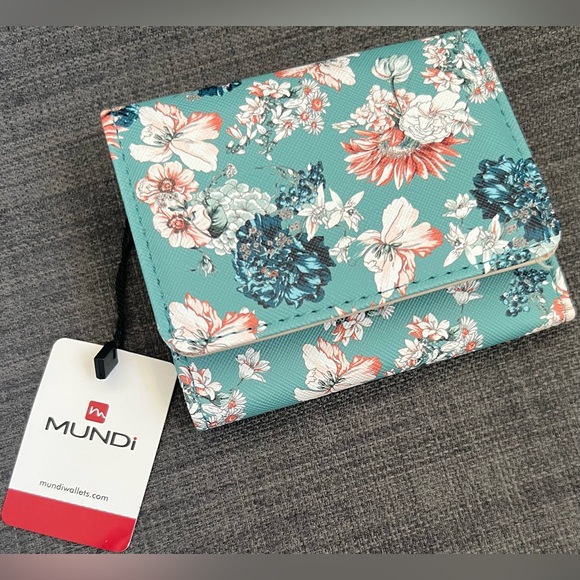 NWT MUNDI THREE-FOLD MINI WALLET CARD HOLDER CASE